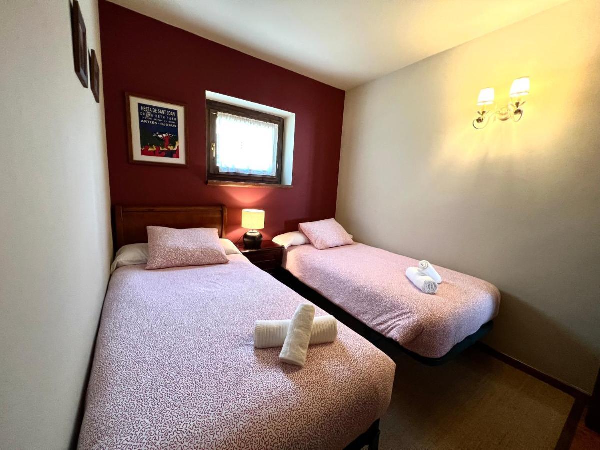Cal Berg - Apartamento Garos Appartamento Esterno foto