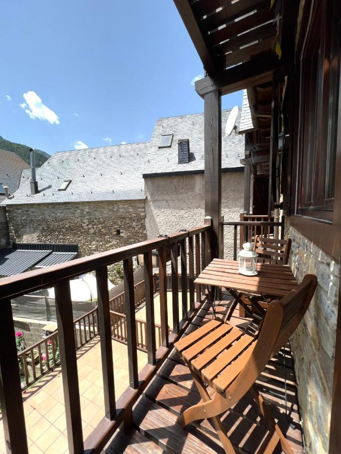 Cal Berg - Apartamento Garos Appartamento Esterno foto